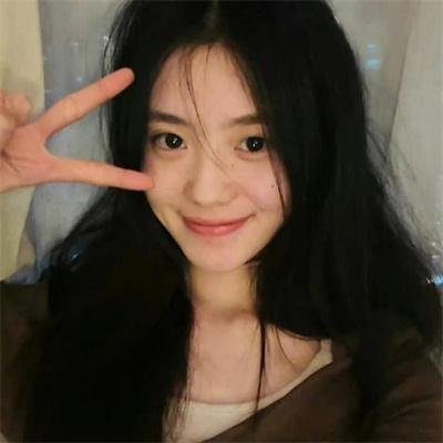 邪恶的蕾丝莉